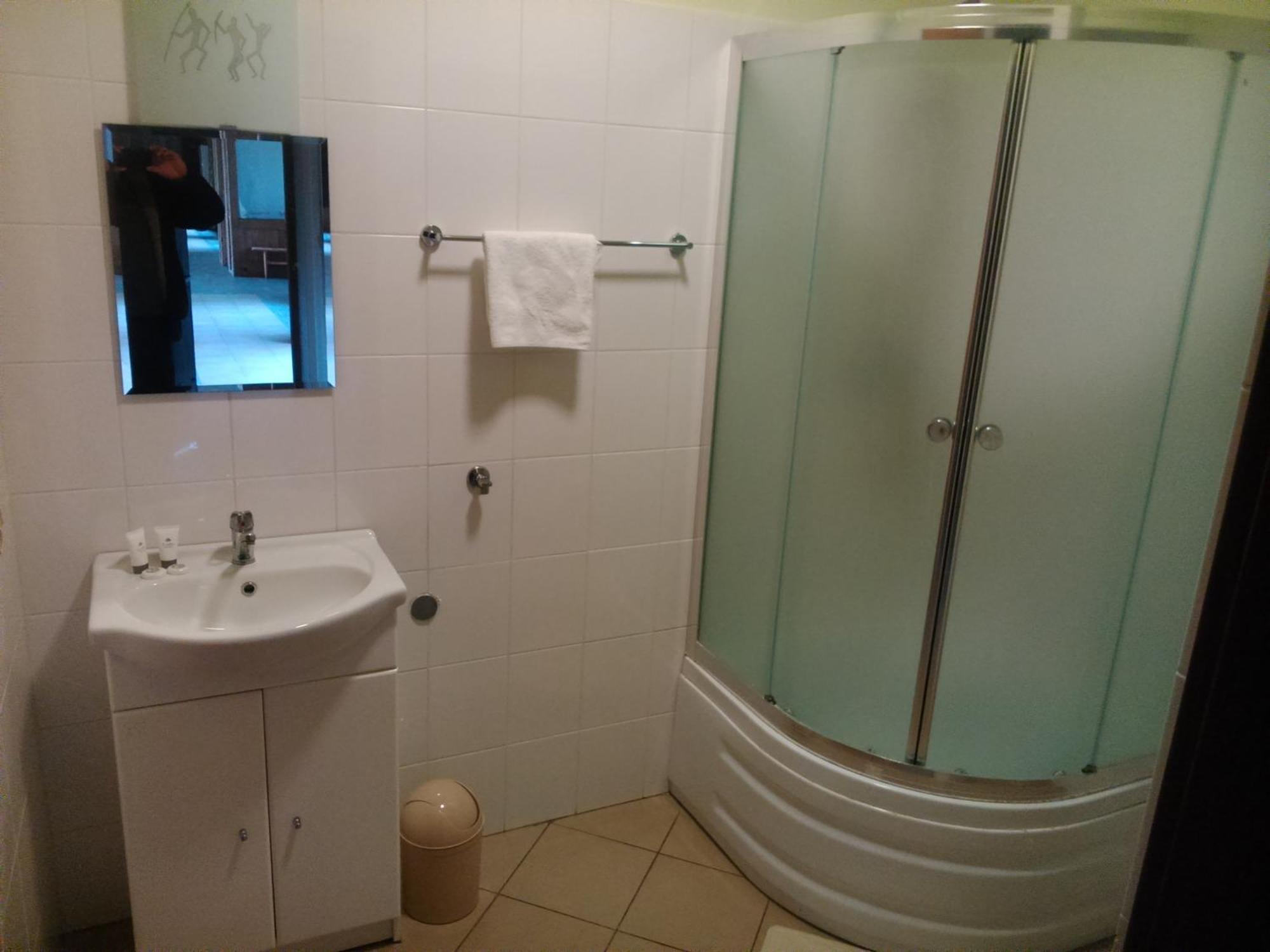 Karczma Biesiadna Bed and Breakfast Dalnia Rum bild